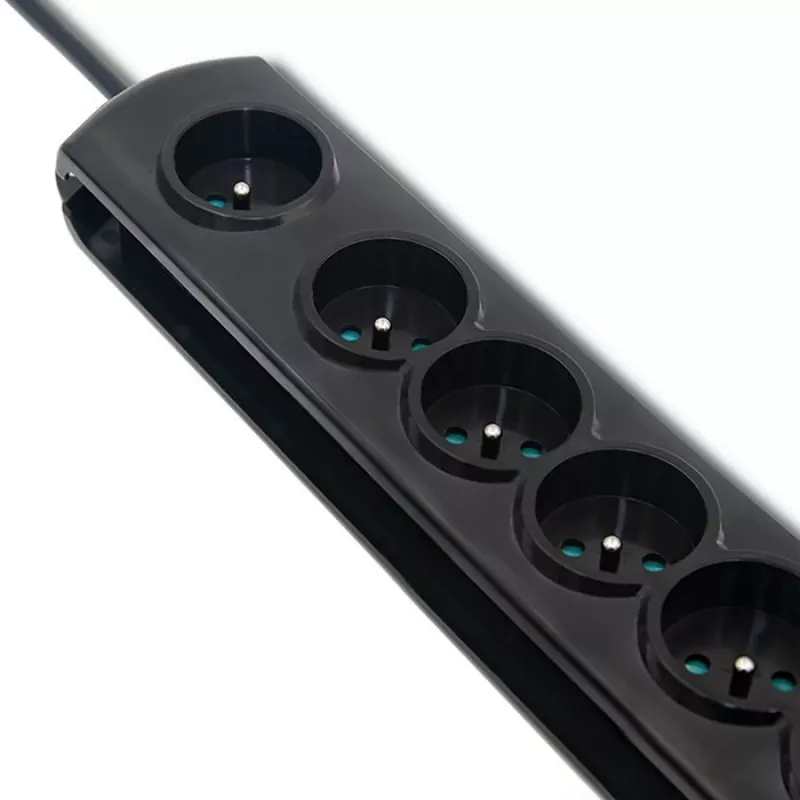 Überspannungsschutz Qoltec 50171 Schwarz 7 AC-Steckdosen 230V 1,5m