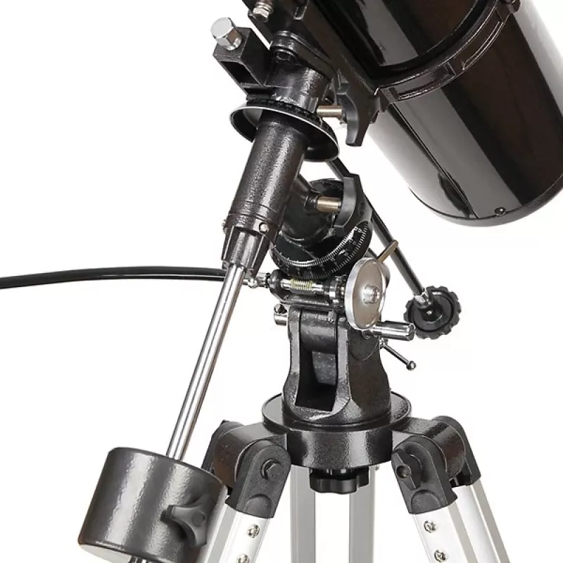 Refraktor-Teleskop Skywatcher BK 1309 EQ2 — 130 mm Öffnung, 900 mm Brennweite