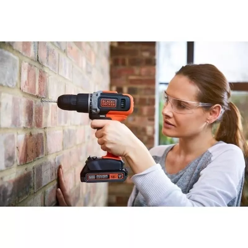 BLACK & DECKER | Akku-Bohrschrauber mit 2,0 Ah/4,0 Ah Akku | BCD003MEM2K-QW | 18 V | 2,0/4,0 Ah | Lithium