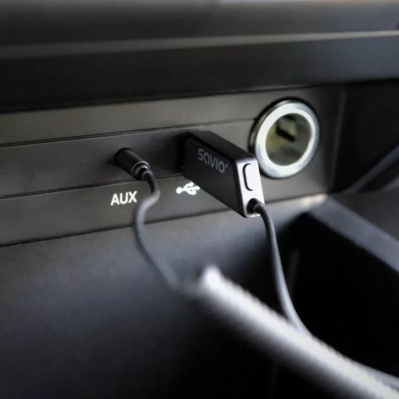 Savio TR-16 Transmitter AUX-Adapter mit Freisprechfunktion, Bluetooth 5.3, Google Assistant/Siri