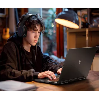 Laptop Acer Nitro V17 AI ANV17-41-R8JV 43,9 cm (17,3 Zoll) FHD, AMD Ryzen 7 260, NVIDIA RTX 5050, 16 GB RAM, 1 TB SSD, Windows 11