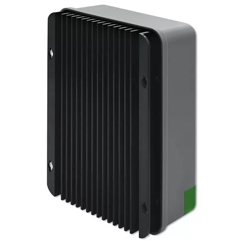 MPPT Solar Charge Controller QOLTEC 10A for 12V/24V systems with LCD display