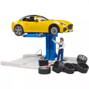 BRUDER Car Service Center bworld 62112 mit Roadster Spielset, Zubehörfiguren und Werkstattelementen