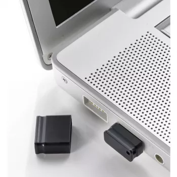 MEMORY DRIVE FLASH USB2 4GB/3500450 INTENSO