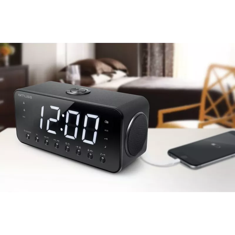 Weckerradio Muse M-192 CR — Digitaluhr, FM-Tuner, 1,8-Zoll-LED-Anzeige, schwarzes Holz, AC 100–240V, AAA-Backup