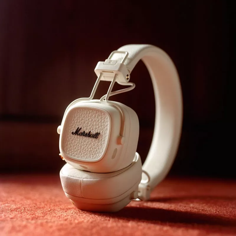 Marshall Major V Cream Over-Ear-Kopfhörer