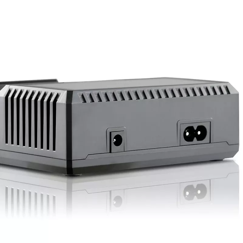 everActive UC-4200 Universalladegerät AC 12V 3A, unterstützt AA/AAA/C/9V, 4 Zellen, schwarz, integrierte Anzeige
