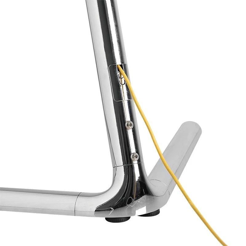 TV-Ständer mit V-Fuß chrom
