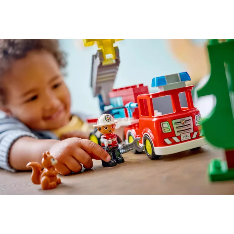 LEGO DUPLO 10473 Feuerwehrauto mit Schlauch und Feuerwehrmann