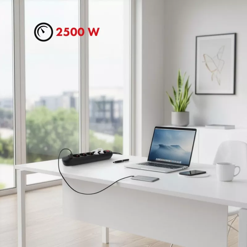 Steckdosenleiste MACLEAN MCE395 B — 5 Steckdosen, 3×USB, 110–240V AC, 2,1A USB, 2500W, 1,5 m Kabel, schwarz