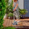 Elektrischer Terrassenreiniger GARDENA 14841-20 batteriebetrieben grün grau orange