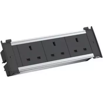 Bachmann Kapsa S – 2 m – Innenbereich – Typ G (BS 1363) – Typ G – Schwarz – Silber – 3 AC-Ausgänge