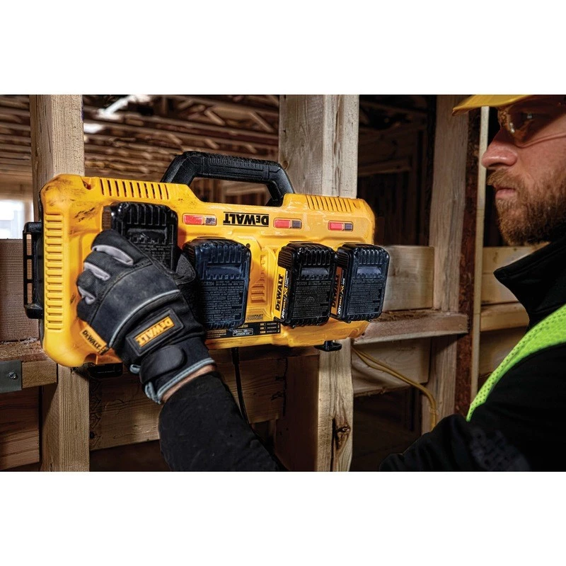 Batterieladegerät DeWALT DCB104-QW