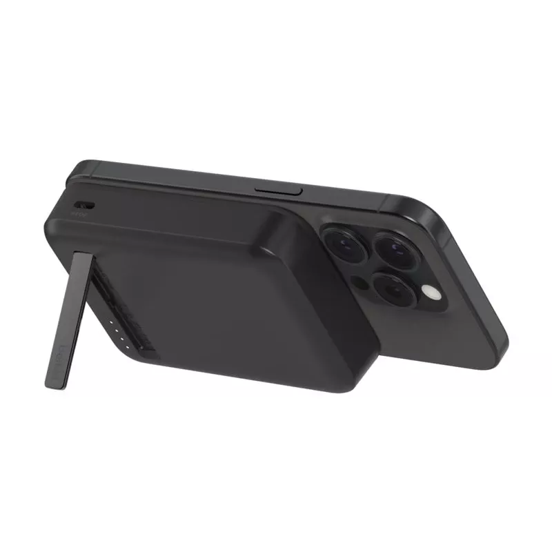 Belkin BoostCharge Pro Kabelloses Laden Schwarz