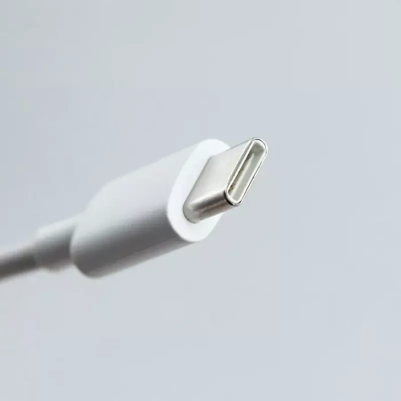 USB-C Charge- und Play-Kabel SUBSONIC SA5634 für PS5 – kabelgebundene Aufladung und Datenverbindung