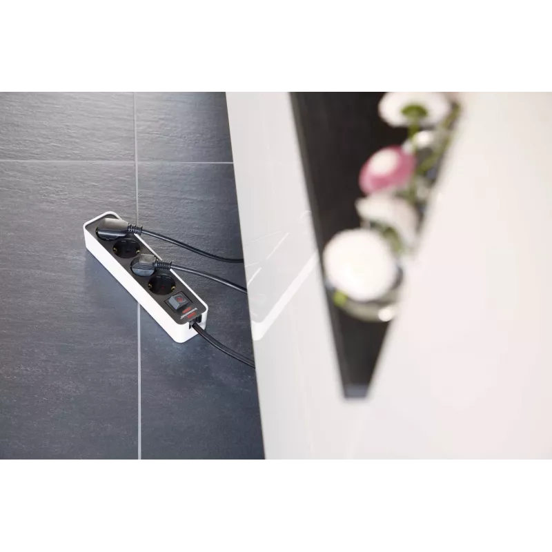 Brennenstuhl Ecolor Steckdosenleiste 4-fach [Polierte Oberfläche, 1,5 m Kabel, Weiß/Schwarz]