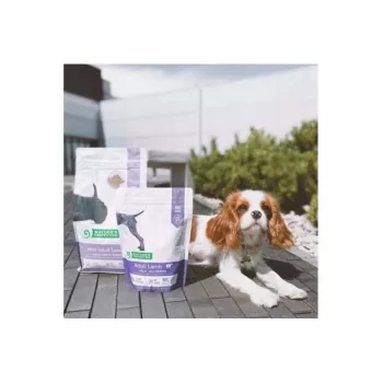 Trockenfutter für Hunde nature’s protection Adult Lamb All Breeds 12 kg — 24 % Protein, 13 % Fett, 2,5 % Rohfaser