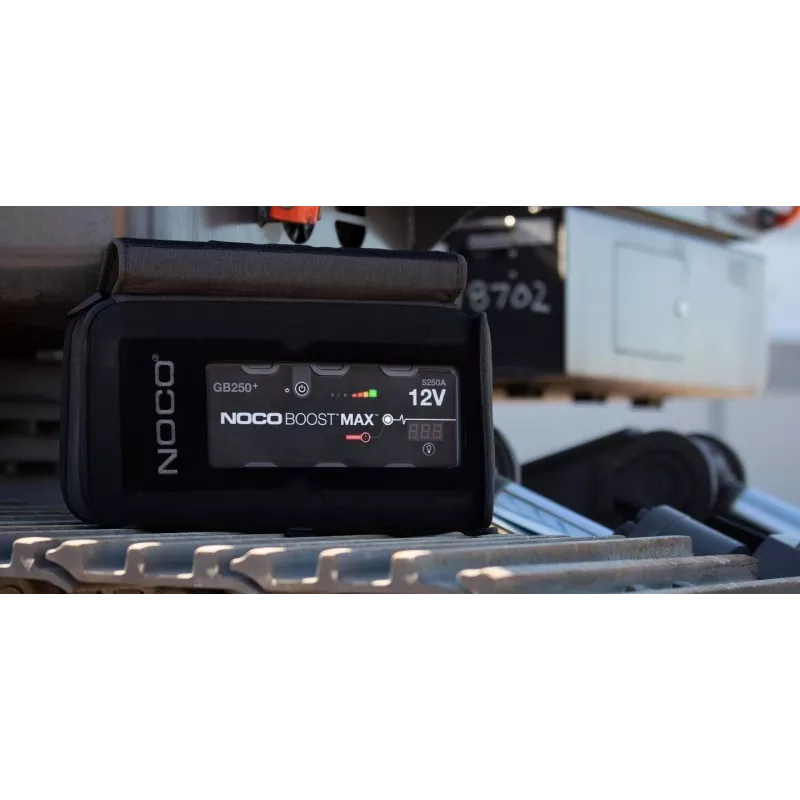 GB250 Boost Max 12V 5250A Jumpstarter