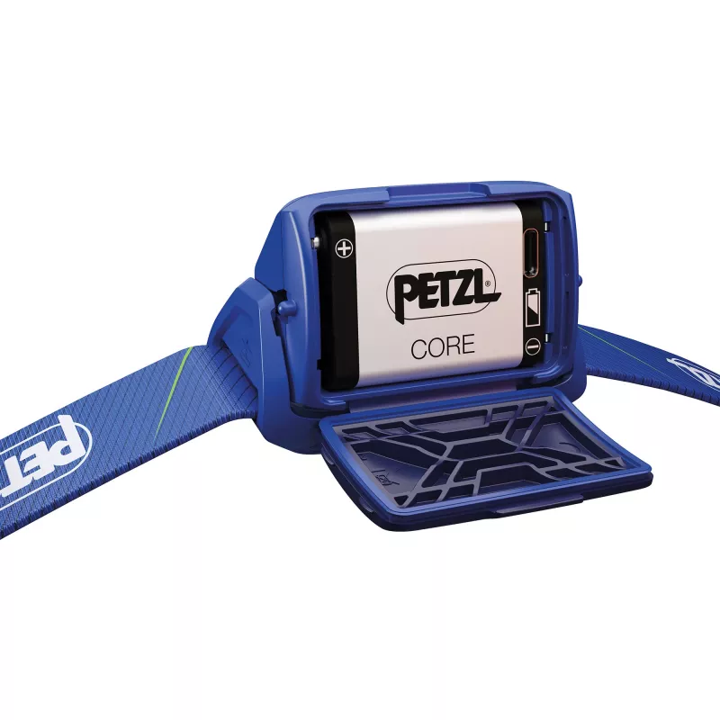 Stirnlampe Petzl Tikka Core blau LED 100 lm USB aufladbar
