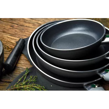 Allzweckpfanne BALLARINI 75003-053-0 32 cm Schwarz