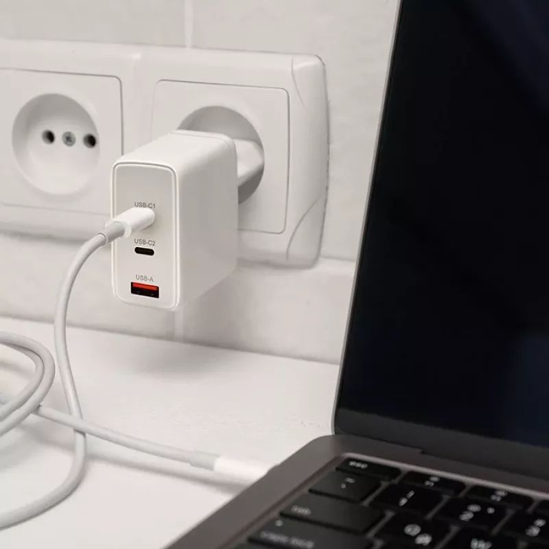 Ladegerät QOLTEC 100W GaN USB-C Dual PD 5–20V 1,5–5A, 2×USB-C