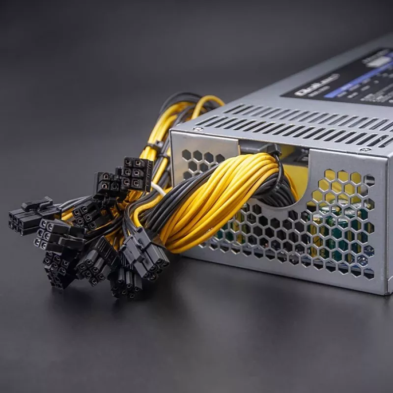 Qoltec 50350 Netzteil 1850W PCI-E | 80 Plus Platinum | Gaming Miner