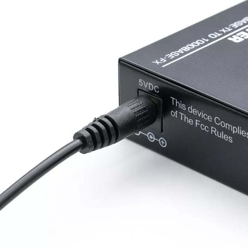 Media Converter SWITCH Ethernet 1x RJ45 1x SFP