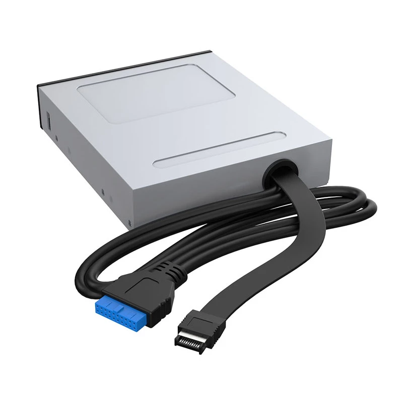 Akasa USB 20Gbps Typ-C-Panel mit zwei 5Gbps Typ-A-Anschlüssen