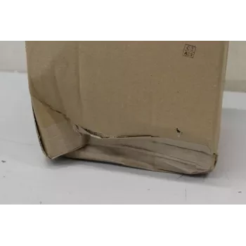 Projektor-Deckenhalterung EDBAK PMV400 Universal, horizontale Einstellung, Tragfähigkeit 30 kg, schwarz — beschädigte Verpackung, Kratzer
