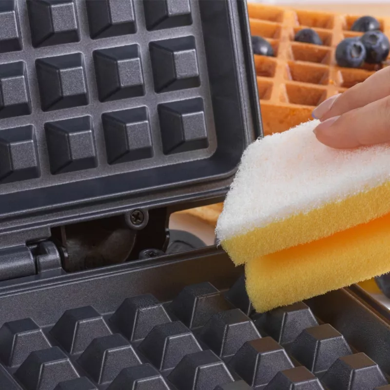 Petra PT2249TFVDE Deep Fill Waffle Maker