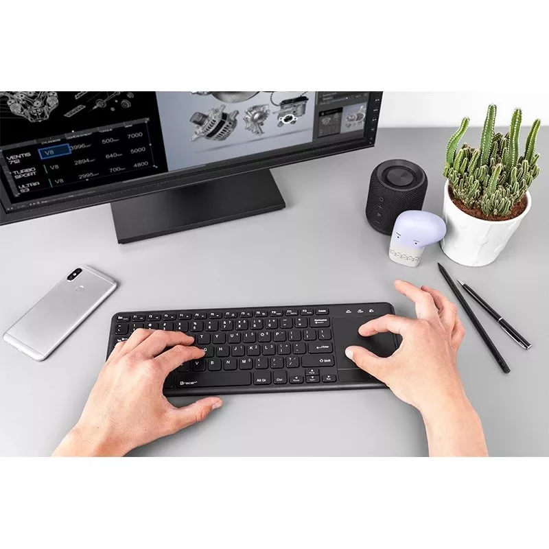 Funk-Tastatur RF TRACER TRAKLA46367 — Full-Size, Membran, Touchpad, 2,4 GHz, Schwarz