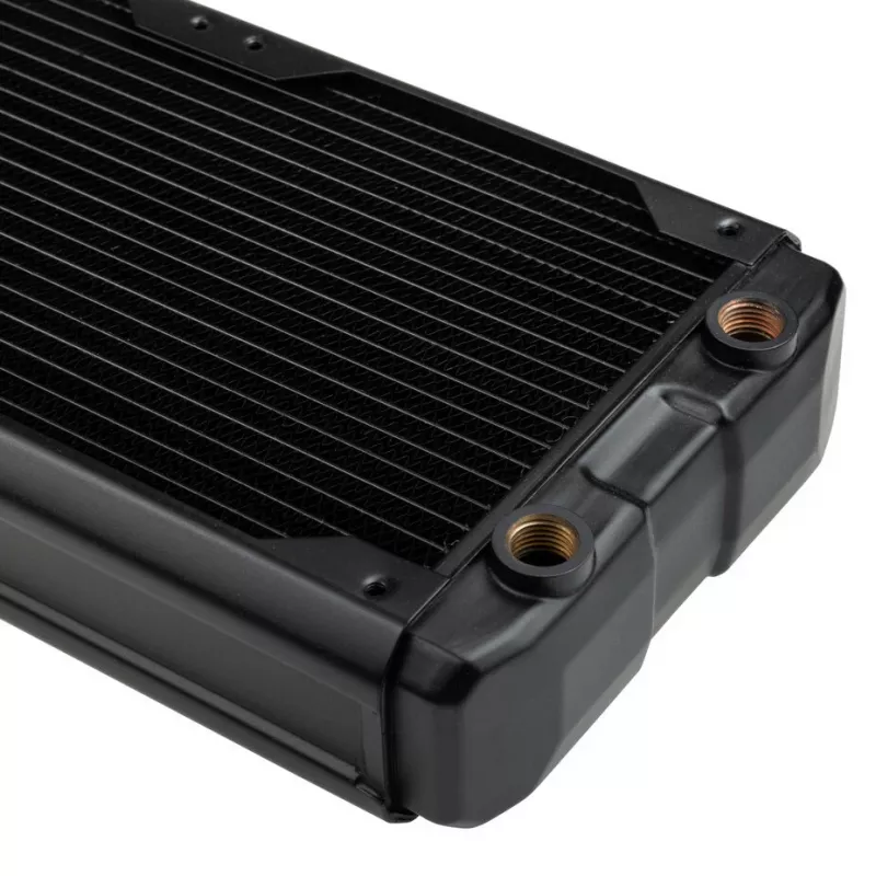 Hardware Labs Schwarz Ice Nemesis 560 GTR Kühler, 560 mm, schwarz
