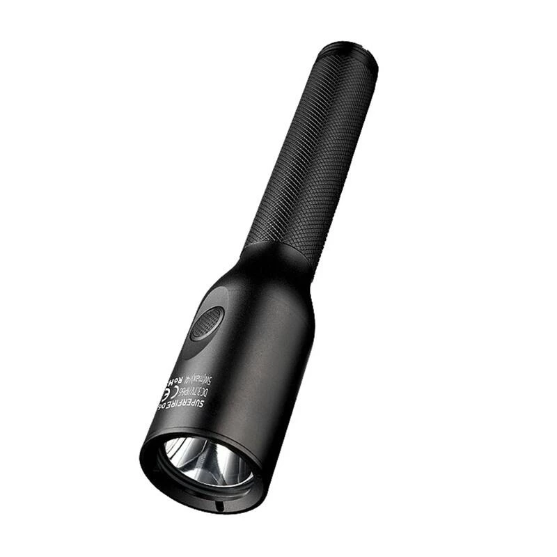 Taschenlampe Superfire D6 wiederaufladbar 1000 Lumen wasserdicht