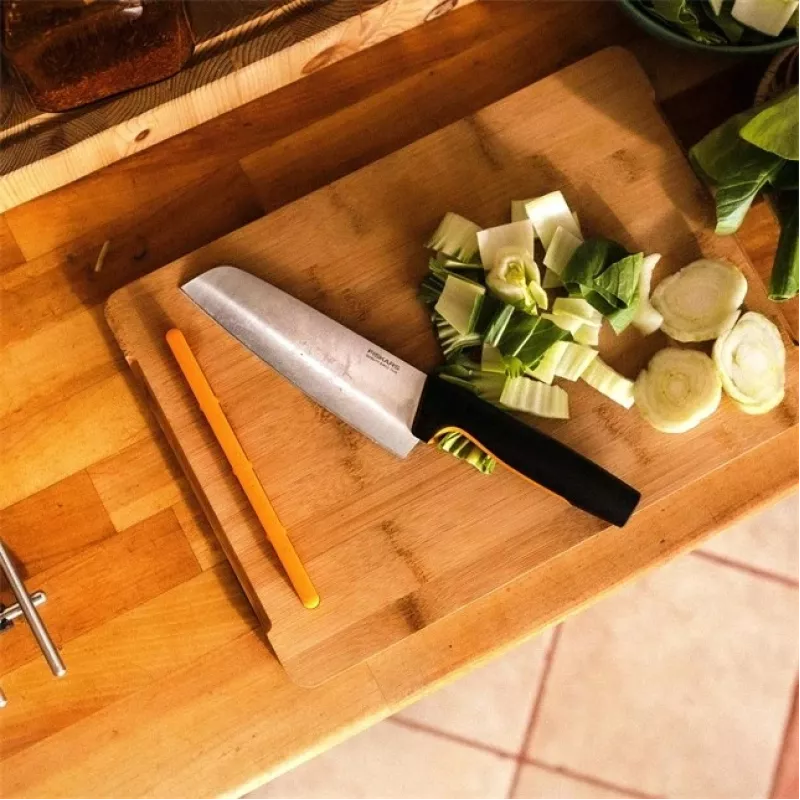Fiskars 1057536 Küchenmesser Edelstahl 1 Stück Santoku-Messer