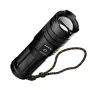 Tragbare Taschenlampen-Powerbank Xtorm XRF101 20 W, 10500 mAh