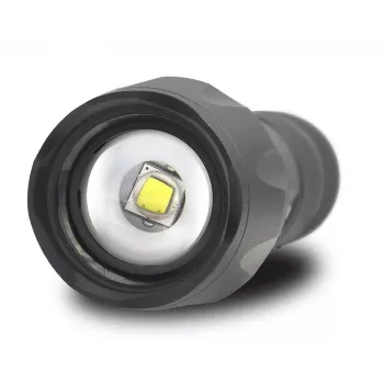 Taschenlampe everActive FL600 — 600 lm, 10 W, Aluminiumgehäuse, IPX4, 130 mm, 3×AAA, rot