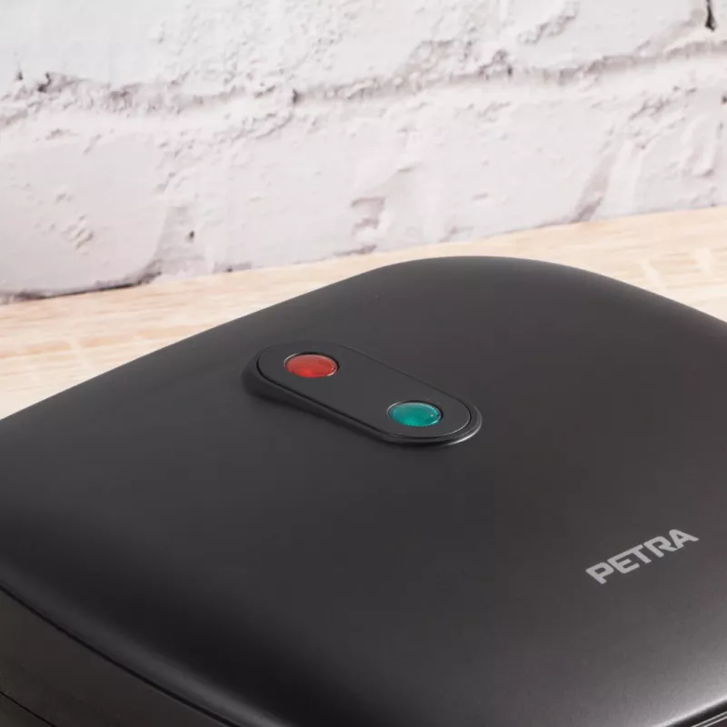 Elektrogrill Petra PT4366MBLKVDE schwarz mit Antihaftbeschichtung und einstellbarer Temperatur