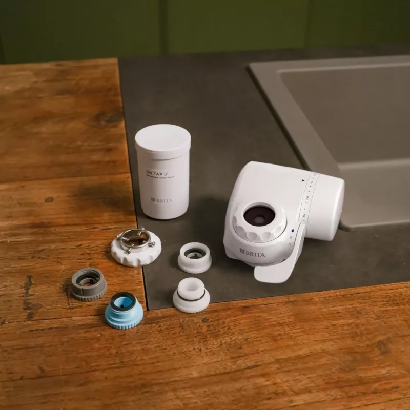 Wasserhahn-Wasserfilter BRITA ON TAP V CU CE2 (1052067) — 4-stufig, 600 L Kapazität, 3 Modi, 5 Adapter, weiß