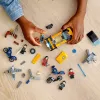 LEGO Set Marvel Escape from the Ten Rings 76176 mit Minifiguren und Fahrzeugen