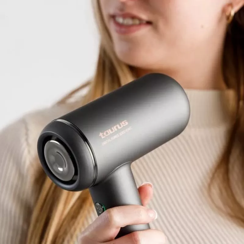 Taurus DIGITAL FORCE 2000 IONIC Haartrockner 1800 W Schwarz