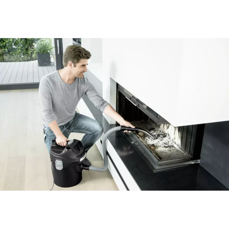 Staubsauger Karcher AD 2 600 AW — Trockenaschesauger, 14 l, 600 AW, Schlauch Ø 3,5 cm, 1 m Schlauch, schwarz