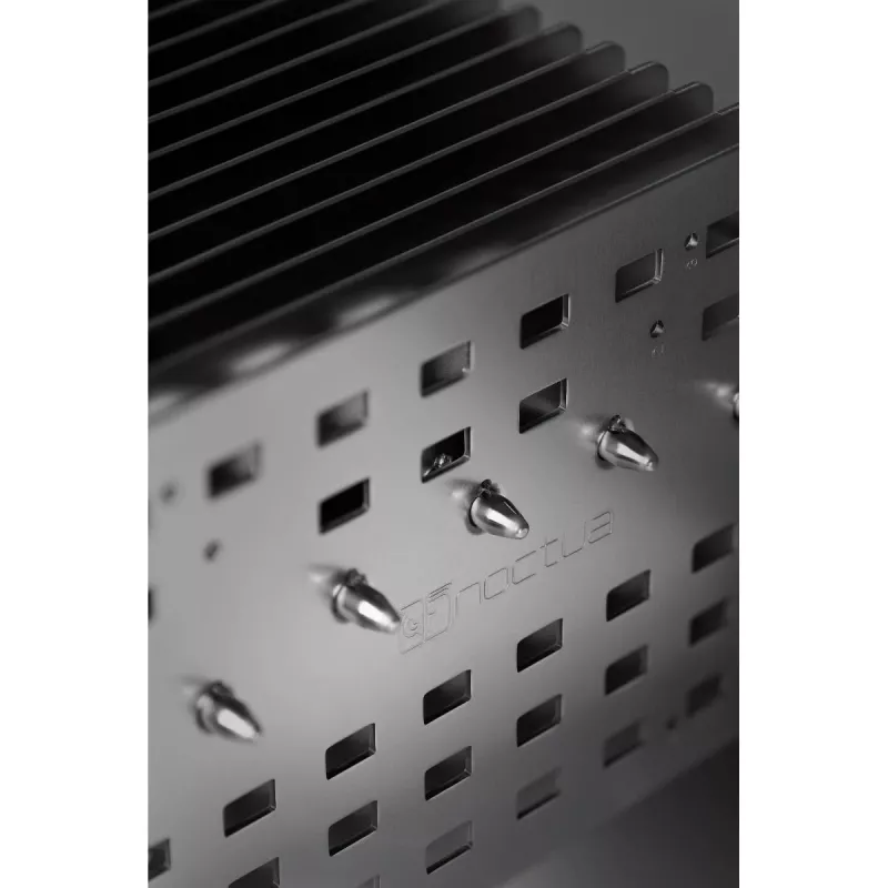 Kühlkörper/Radiator Noctua NH-P1 Aluminium 158x154x152 mm
