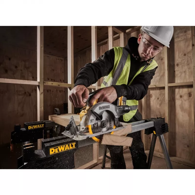 DEWALT. KREISSÄGE. 18V 165mm DCS565N