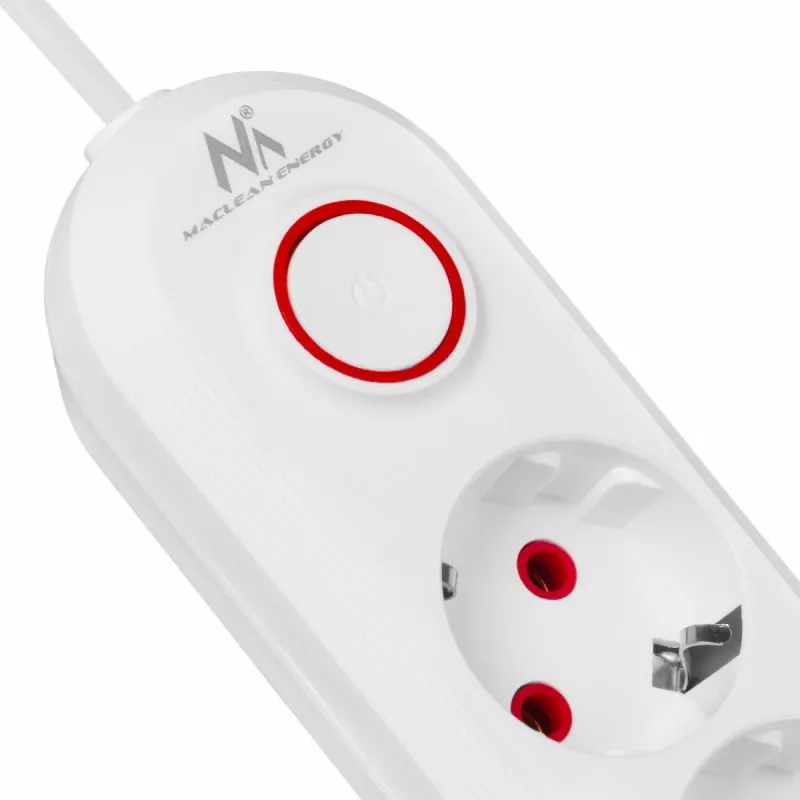 Mehrfachsteckdose MACLEAN MCE395 W — 5 Steckdosen, 3× USB A, 110–240 V AC, 2,1 A USB, max. 2500 W, weiß, 1,5 m Kabel