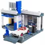 Bosch Service-Station mit Auto und Waschanlage