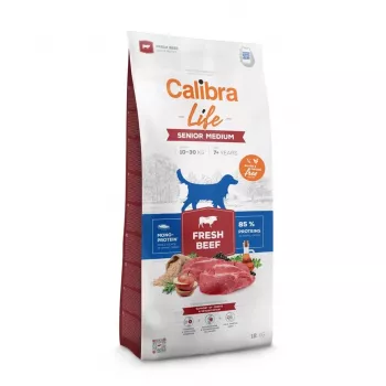 Trockenfutter Calibra Life Senior Medium frisches Rindfleisch 12 kg — für mittelgroße Rassen, ältere Hunde, 26 % Protein, 12 % Fett