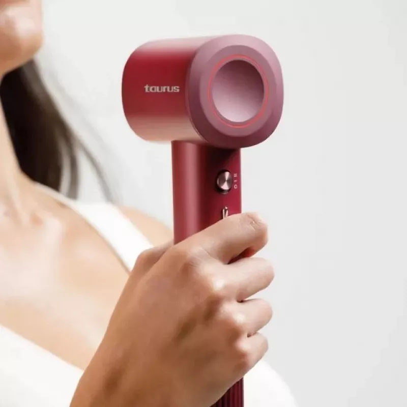 Haartrockner Taurus Digital Force AI — 1100 W, digitaler Motor 100000 U/min, 10 Hitzestufen, 2 Geschwindigkeiten, 1,8 m Kabel