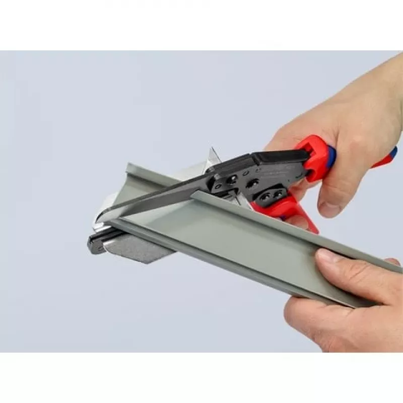 Knipex 95 02 21 Zange