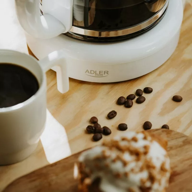 Adler AD 4383w Filterkaffeemaschine für gemahlenen Kaffee 1,5 L weiß