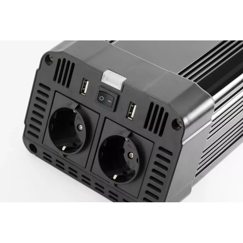 Technaxx TE16 Spannungswandler 1200W